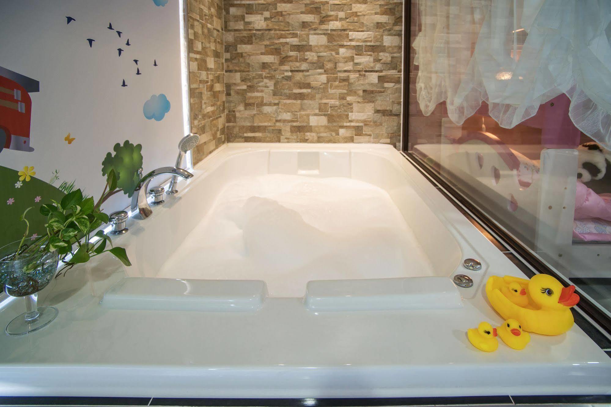 Famille Spa Resort Seogwipo Dış mekan fotoğraf