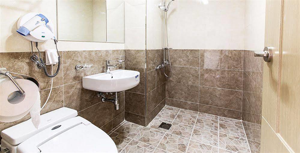Famille Spa Resort Seogwipo Dış mekan fotoğraf