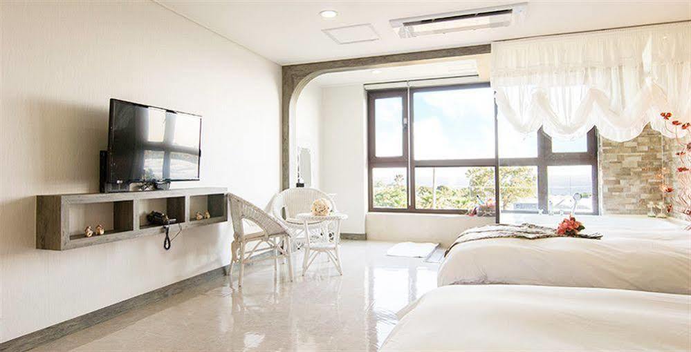 Famille Spa Resort Seogwipo Dış mekan fotoğraf