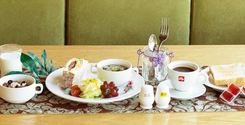 Famille Spa Resort Seogwipo Dış mekan fotoğraf