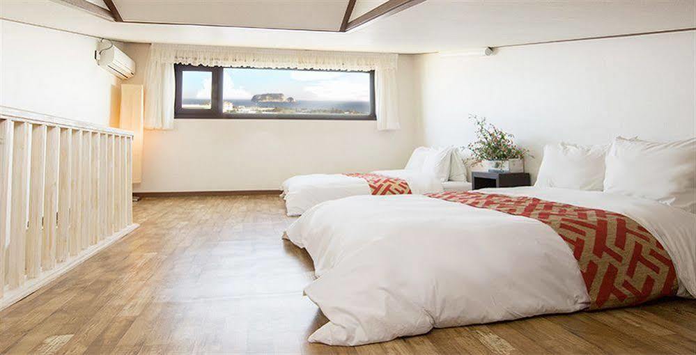 Famille Spa Resort Seogwipo Dış mekan fotoğraf